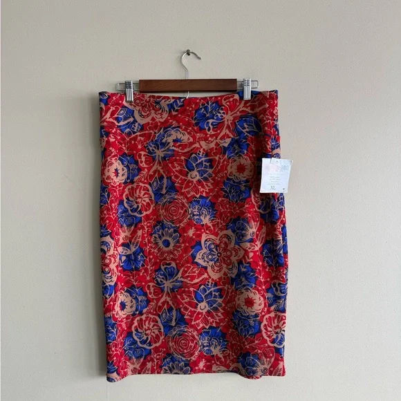 NWT LuLaRoe Red Tan Blue Floral Pencil Skirt - Picture 2 of 7